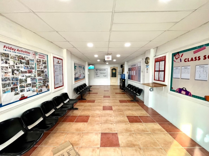フィリピン留学 Cebu21 - English Fella 1-Lobby-2